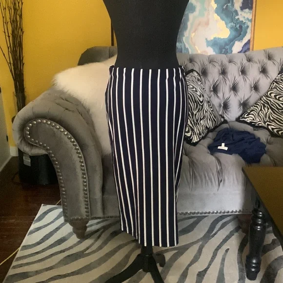 Sanctuary navy blue and white stripped midi pencil skirt - Picture 5 of 7